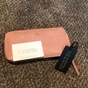 Hudson + Bleecker Wallet